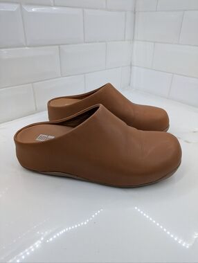 FITFLOP SHUV Sz 7 Brown Leather  Clogs Mules Caramel Comfort Shoe